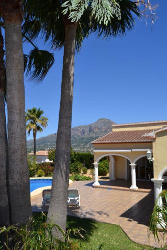 Villa Zayas
