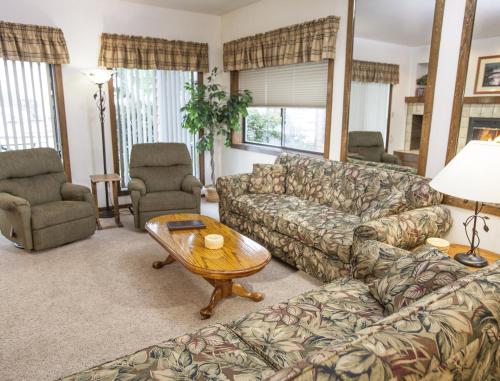 Pend Oreille Shores Resort #2 – Photos 5