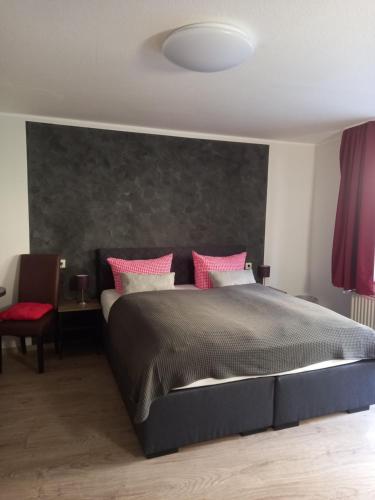 Postel nebo postele na pokoji v ubytování Hotel Engelbracht inklusive MeineCardPlus