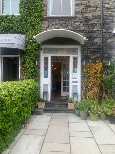 Η πρόσοψη ή η είσοδος του Hillsdale B&B in Ambleside