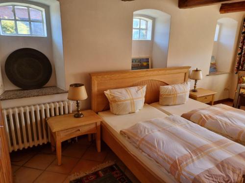 Ένα ή περισσότερα κρεβάτια σε δωμάτιο στο Hackerhof-Suedwohnung