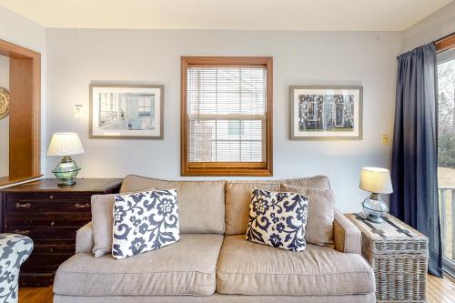 Chickadee Bay House – Photos 4