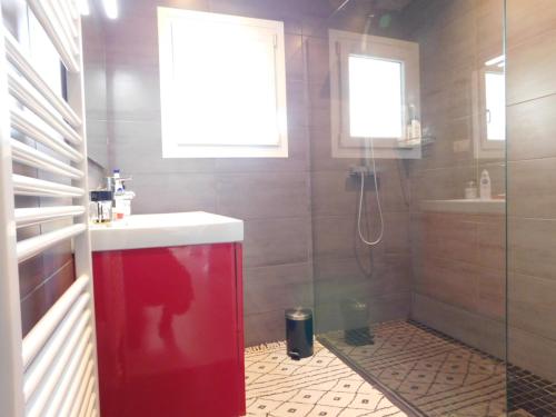 A bathroom at GMID IMMO Apartamento con gran terraza con vistas al mar en Roses