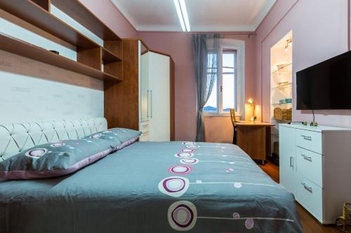 Bristol lux 3BR apartment with view