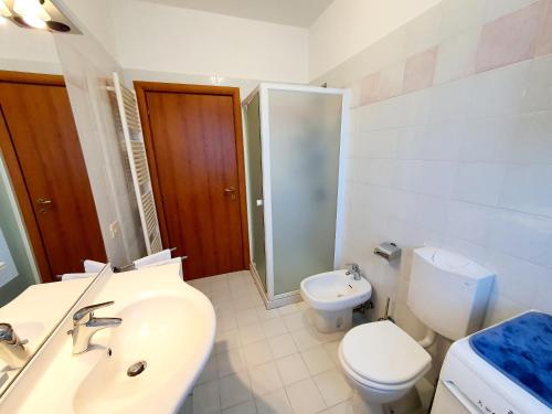 Kúpeľňa v ubytovaní Beach Apartment Cannobio