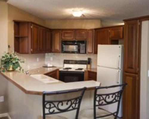 Stonebridge Village Condominiums #9 – Photos 4