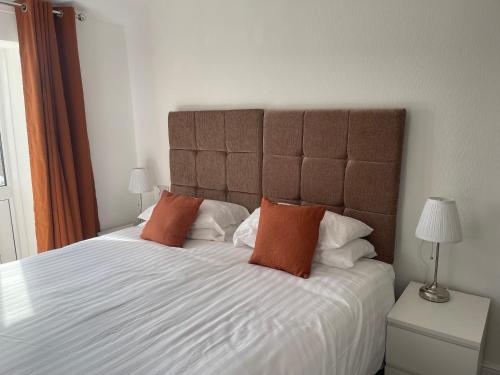 Postel nebo postele na pokoji v ubytování The Shelbourne