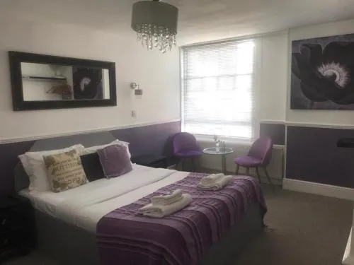Kempfield House photo 28
