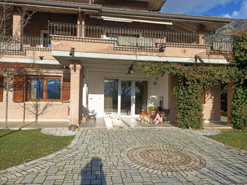 The building in which the holiday home is located