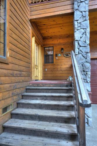 Rock Front Lodge – Photos 2