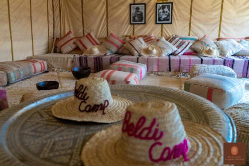 Χώρος καθιστικού στο Beldi camp