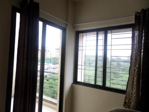 Gambar di galeri bagi Cosmos Luxury Vimannagar di Pune