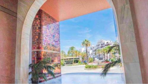 Puerto Banus Beachfront .Gray d´Albion . Amazing location