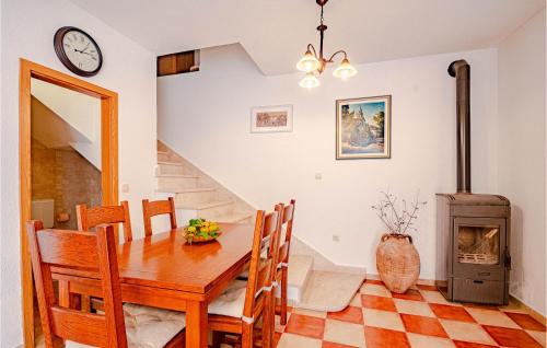 Gambar di galeri bagi Amazing Home In Kuna With Kitchen di Kuna Pelješka