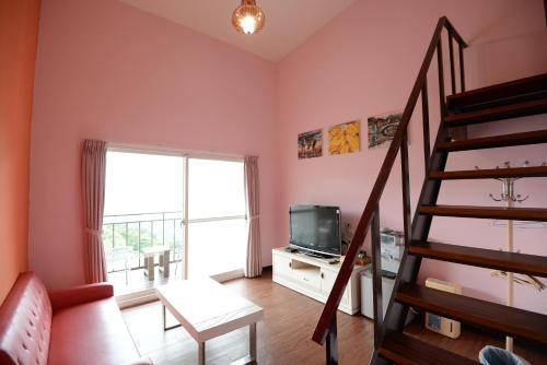TV a/nebo společenská místnost v ubytování Blue Sky B&B