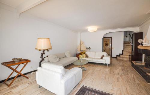 Χώρος καθιστικού στο Lovely Home In Sainte-Marie-La-Mer