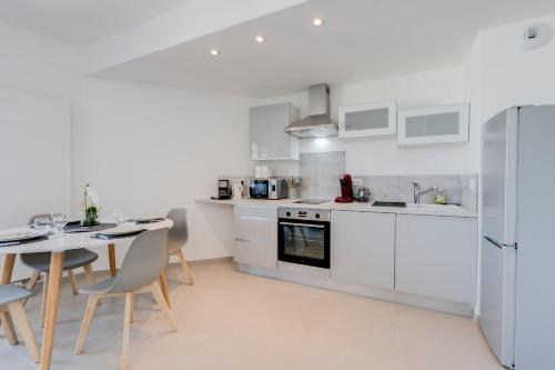 La Cantonade - Nice T2 with garage for 4 people near Beach