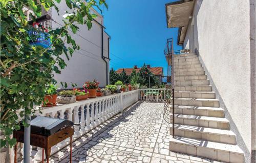 2 Bedroom Stunning Apartment In Novi Vinodolski