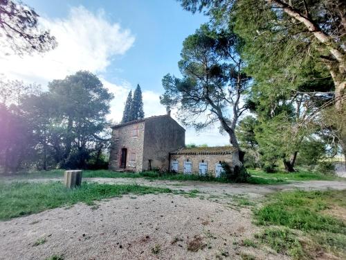Gambar di galeri bagi Mazet du Château Joyeux de Violet di Pépieux