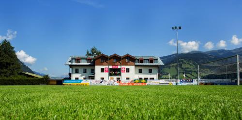 Gallery image of Junges Hotel Zell am See in Zell am See