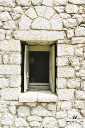 Φωτογραφία από το άλμπουμ του Prosilion Stone House σε Agriliá