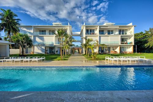 Πισίνα στο ή κοντά στο Amazing ocean view apartment with grand pool