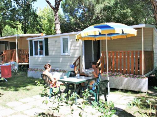 Lovely holiday home in Castiglione del Lago on the lake