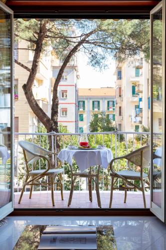 Spazio Napoletano by Dimorra
