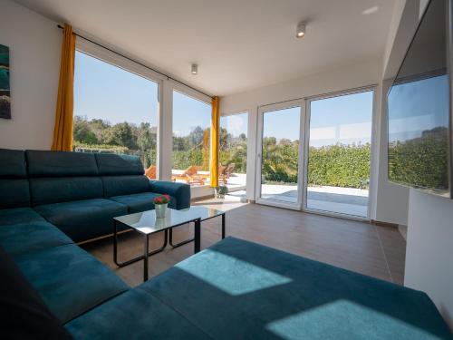 Villa Vinky