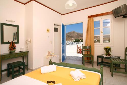 Gallery image of Poseidon Hotel in Ios Chora