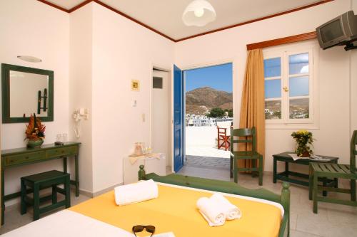 Μια τηλεόραση ή/και κέντρο ψυχαγωγίας στο Poseidon Hotel 