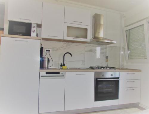 Studio apartman Jordanovac Rebro, 300 metara od KBC Rebro