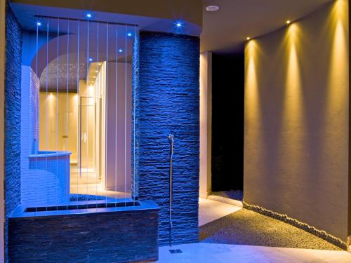 Koupelna v ubytování Hotel Belvedere Wellness&SPA