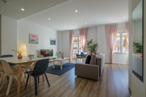Modern, Stylish Apartment