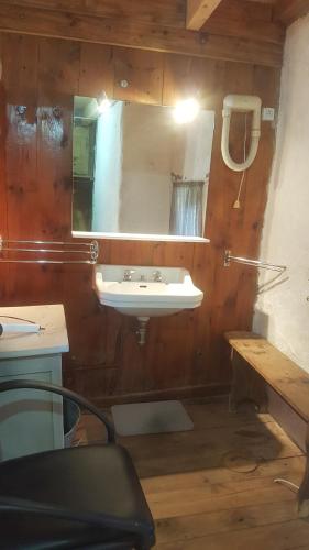 Kúpeľňa v ubytovaní Authentique Maison de campagne De la rivière