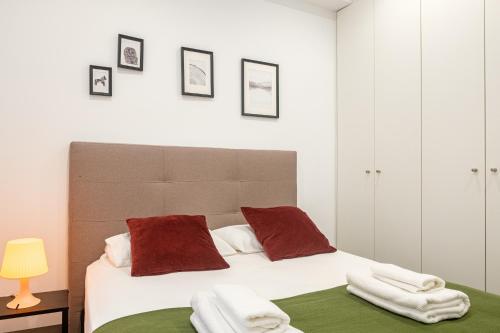 Postelja oz. postelje v sobi nastanitve Bright & Very Comfortable Apartment