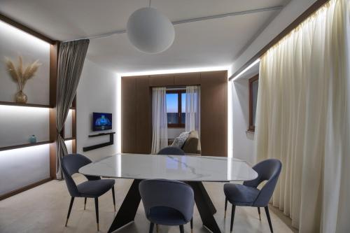 Five stars Florence luxury apartments with Jacuzzi