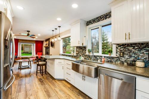 Gallery image of Cranberry Lake Getaway in La Conner