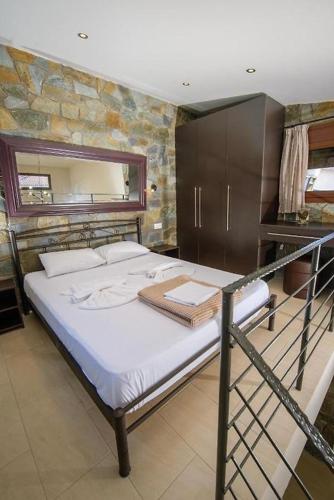 Gallery image of Stone Suites in Pefkohori