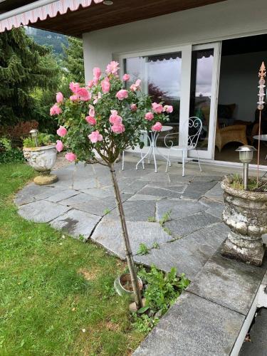 Retreat Lodge Schürmatt -Leben wie SchweizerInnenにある庭