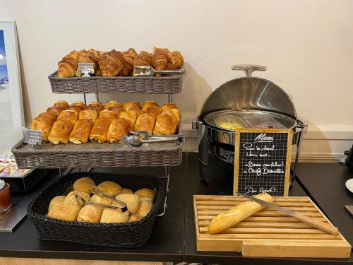 Mad på hotellet eller i nærheden