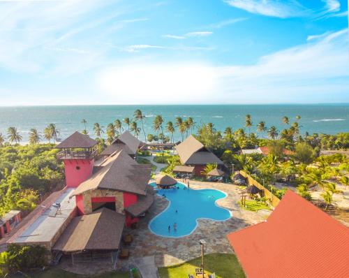 Bazén v ubytování Carnaubinha Praia Resort nebo v jeho okolí