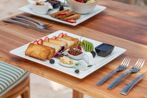 Jídlo v hotelu nebo okolí