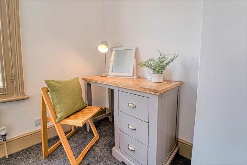 Guest Homes - Upper Tything Studio – Photos 3