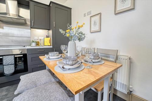 Guest Homes - Upper Tything Studio – Photos 5