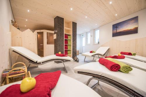 MOUNTAIN RESIDENCE ALPENHOF - company Hotel Alpenhof KG sas der Gasser Renate photo 2