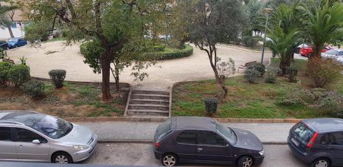 Zahrada ubytování Habitación Tranquila, Agradable cerca de Valencia en Vivienda Compartida