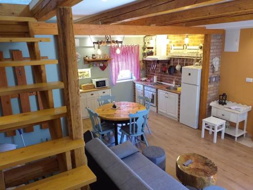 Dapur atau dapur kecil di Holiday Home KULAK