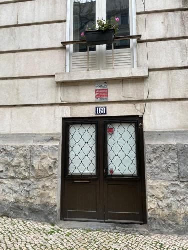 Ocean M1 R4 - Large Double Room with shared Bathroom in City Center