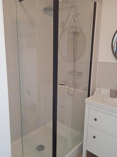 Studio Design vue Port 2 pas des Canaux + parking